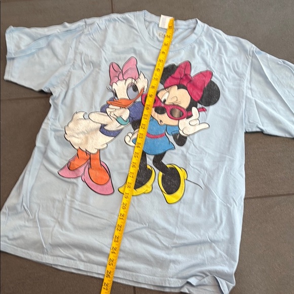Vintage ORIGINAL Disney Blue Short Sleeve Tee with Minnie and Daisy - Picture 7 of 8